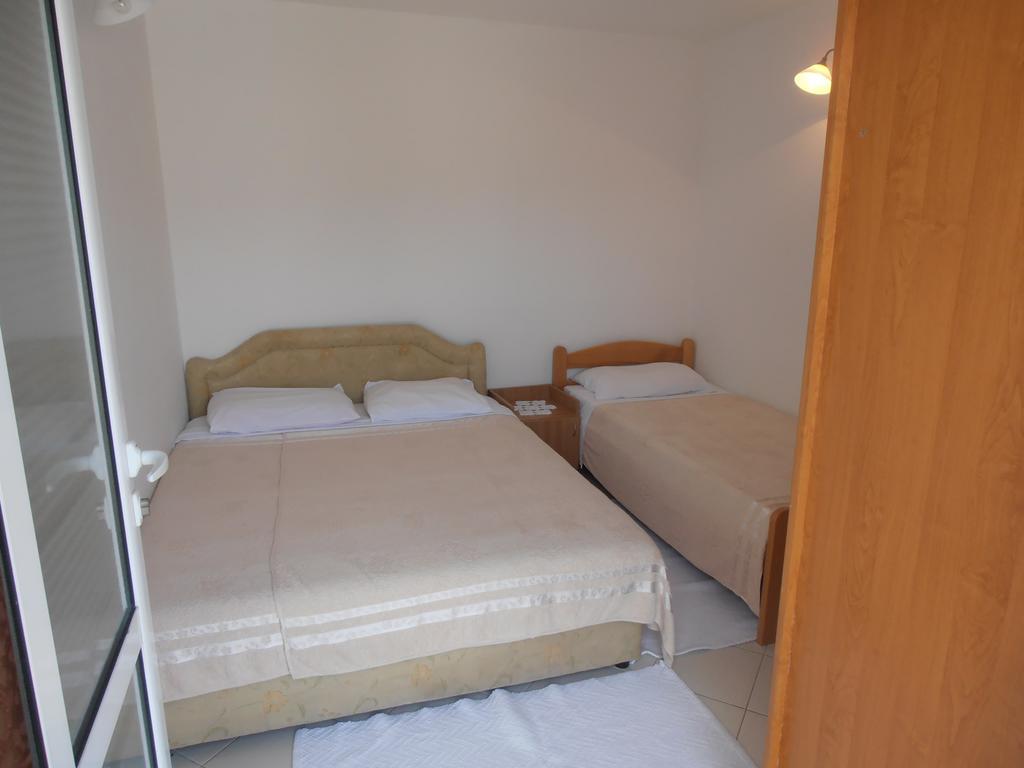 Apartmani Zeljko Vujovic Budva Ngoại thất bức ảnh