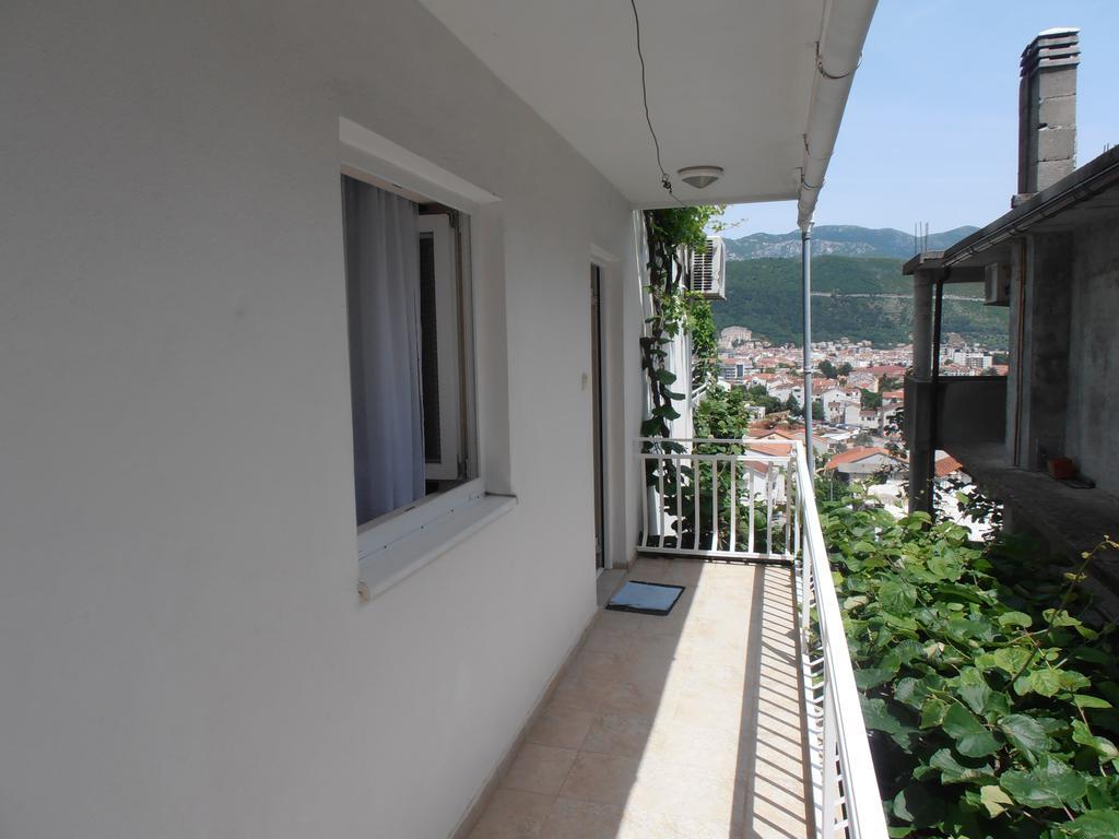 Apartmani Zeljko Vujovic Budva Ngoại thất bức ảnh