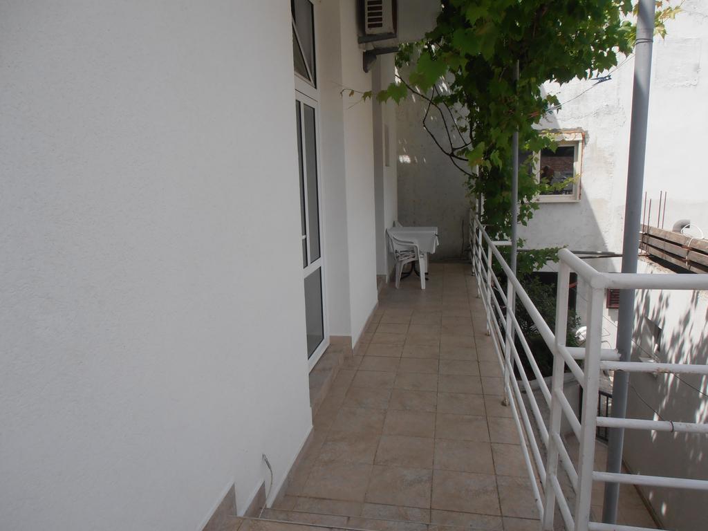 Apartmani Zeljko Vujovic Budva Ngoại thất bức ảnh