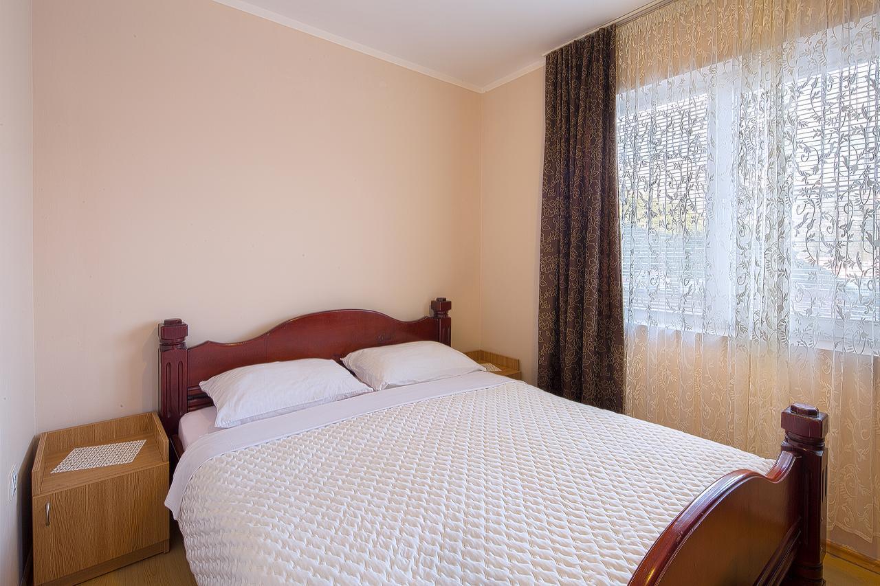 Apartmani Zeljko Vujovic Budva Ngoại thất bức ảnh