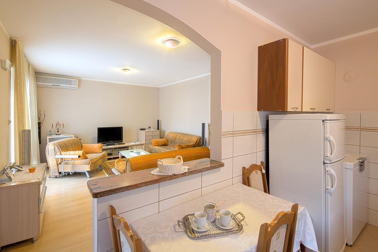 Apartmani Zeljko Vujovic Budva Ngoại thất bức ảnh