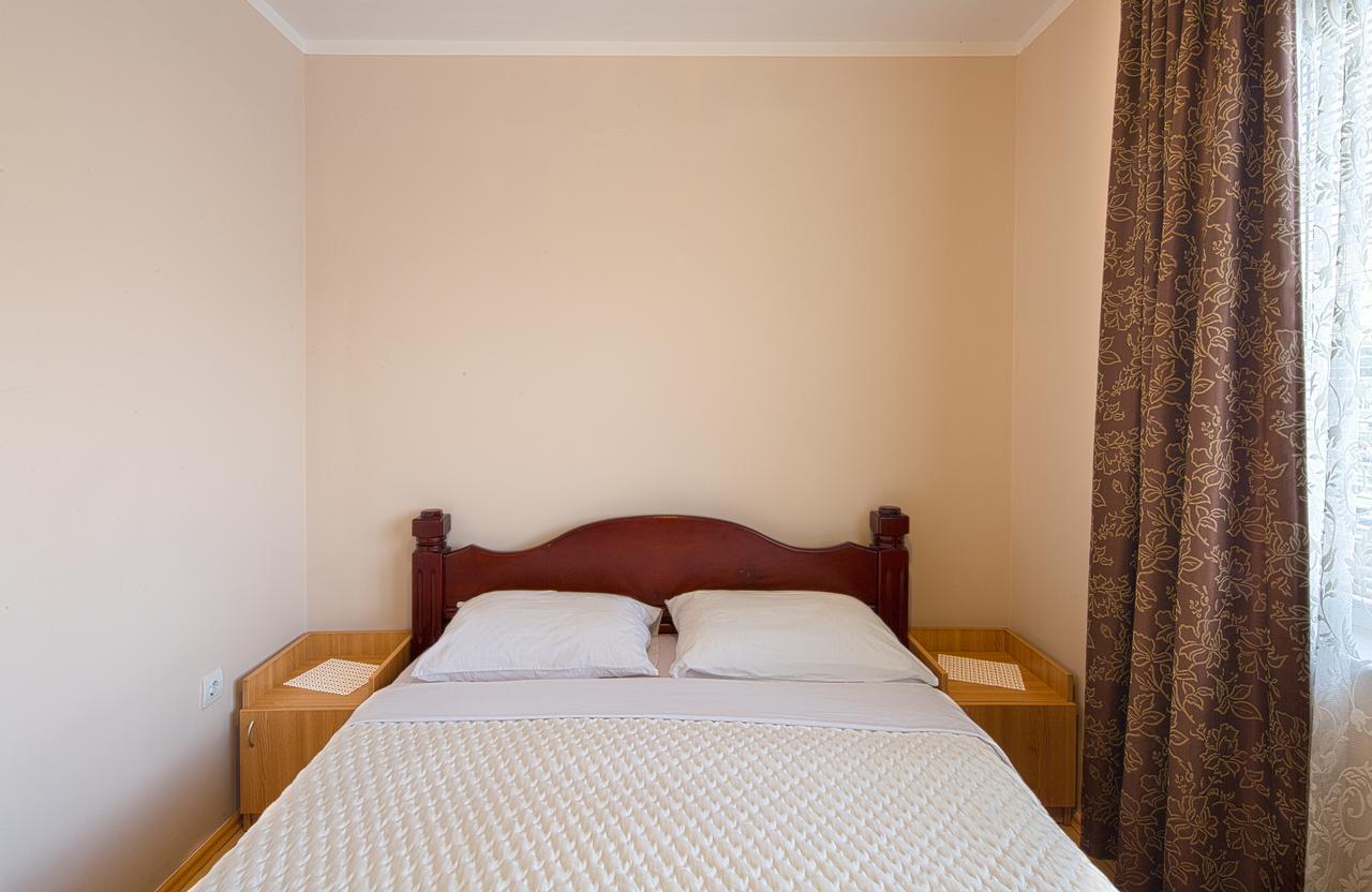 Apartmani Zeljko Vujovic Budva Ngoại thất bức ảnh
