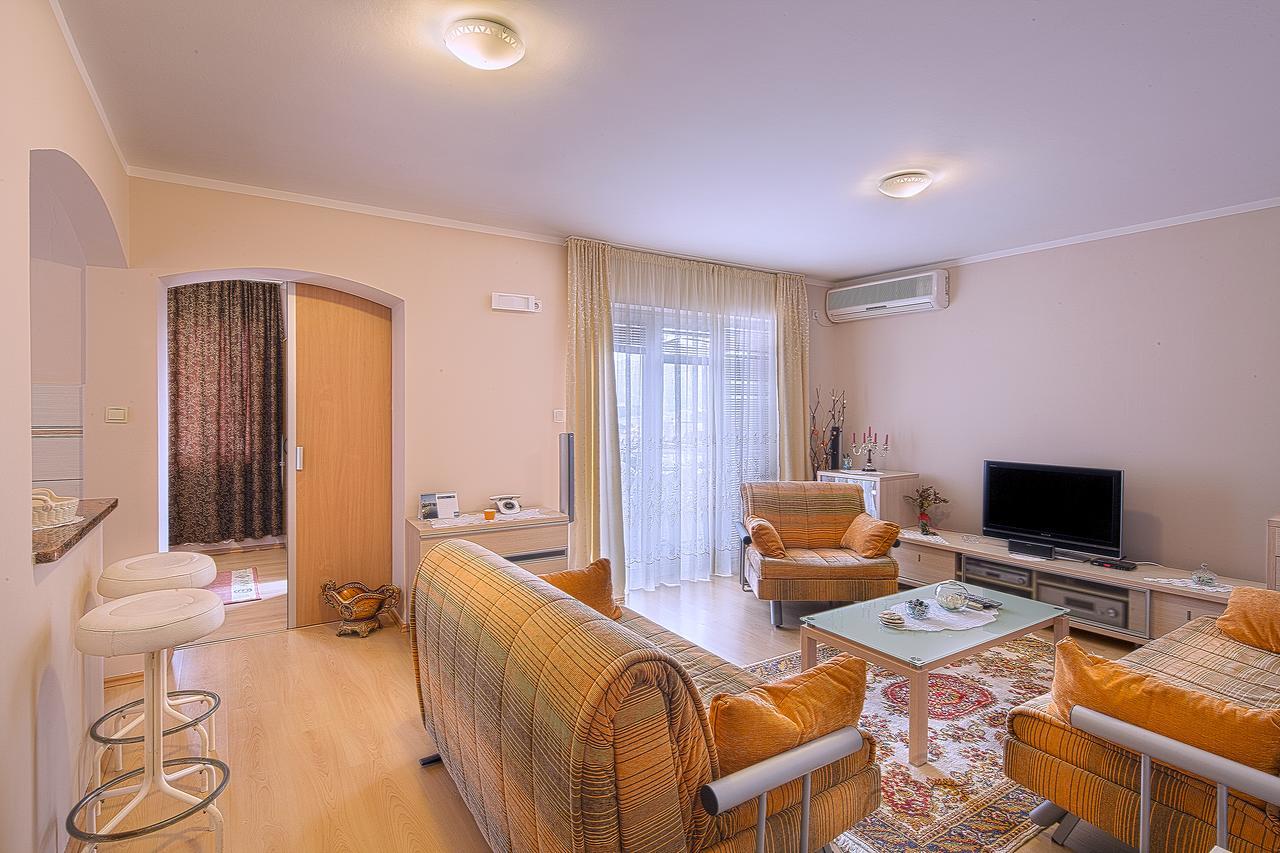 Apartmani Zeljko Vujovic Budva Ngoại thất bức ảnh